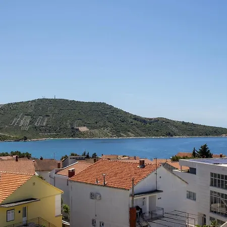 Primo 2* Primošten