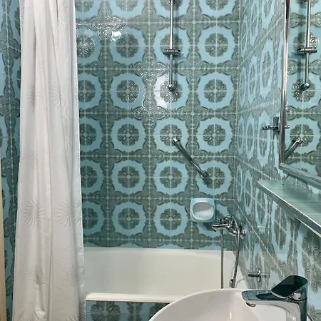 Primo Guest house 2*