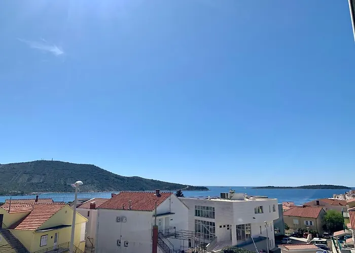 招待所 Primo 普利莫顿